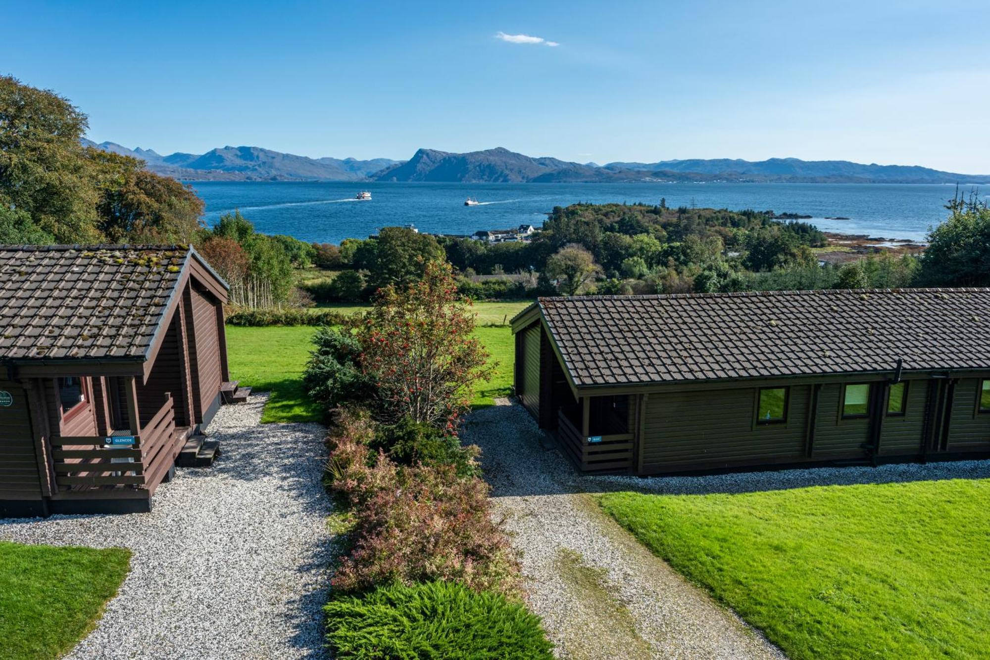 Armadale Castle Cabins Ardvasar  Exterior photo