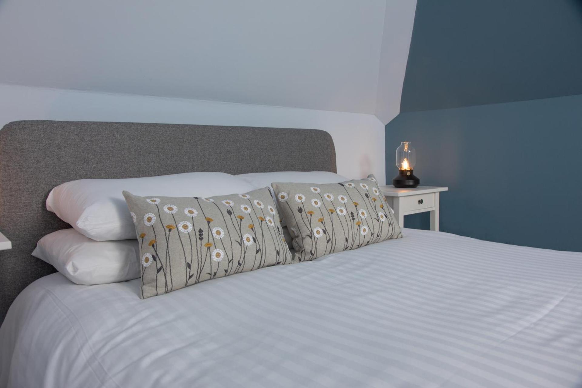 Armadale Castle Cabins Ardvasar  Room photo